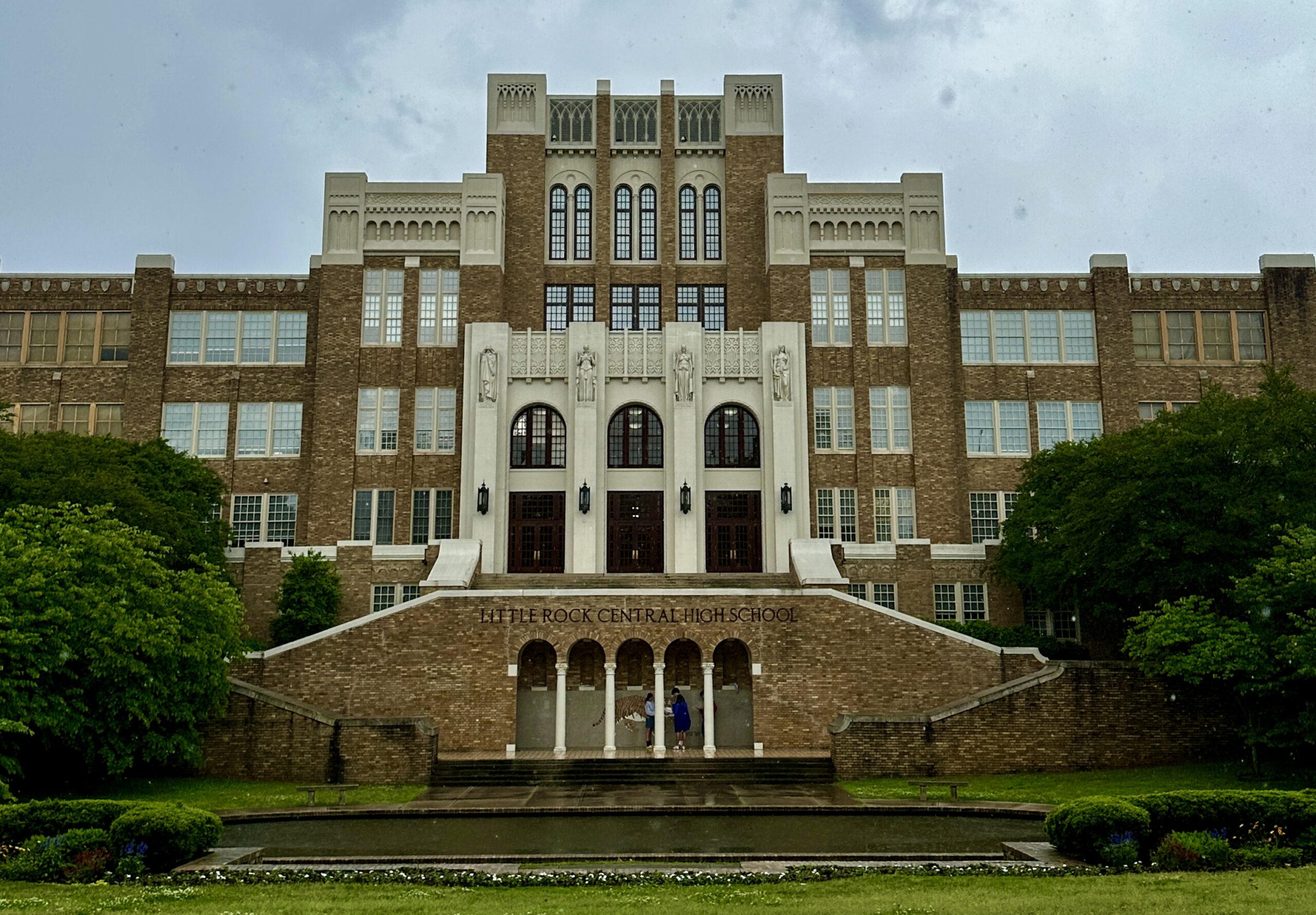 Little Rock Central High School (1)